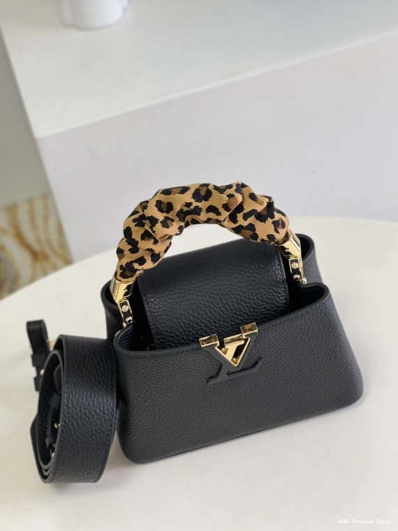 AAA Replica Ru LOUIS MINI CAPUCINES VUITTON 0808